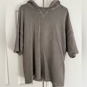 Men’s short sleeve hoodie top